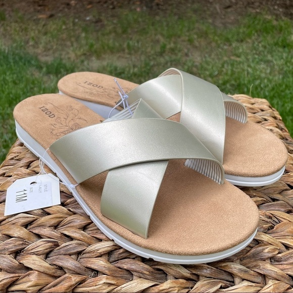 NEW IZOD Alyssa Metallic Champagne Gold Criss Cross Comfort Slide Sandal Size 11 - Picture 2 of 9